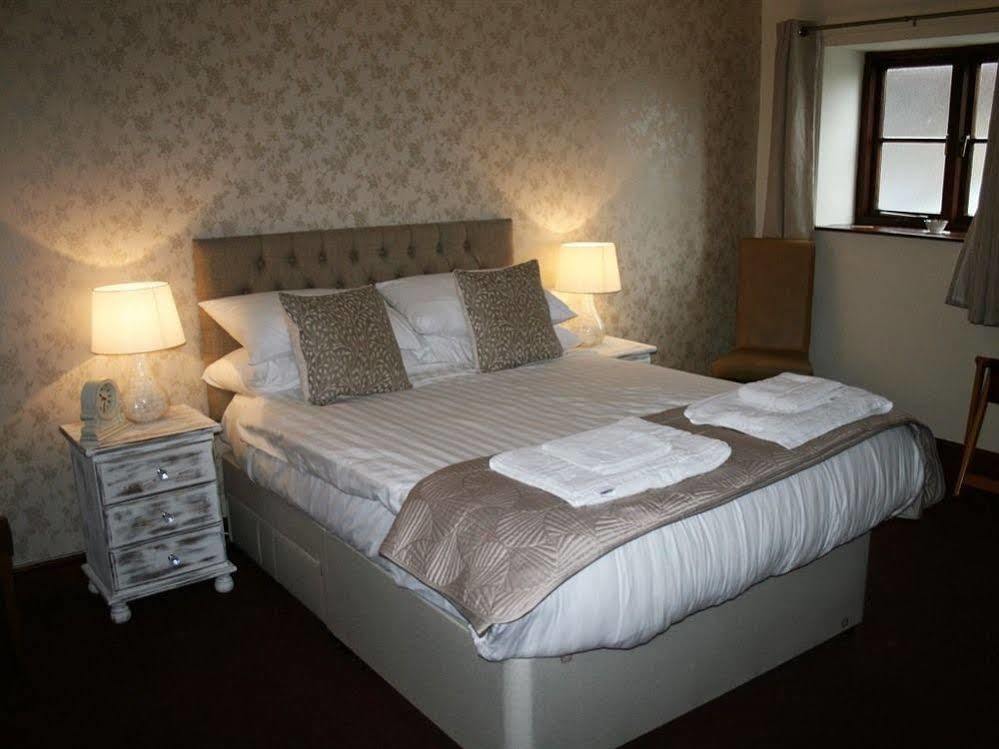 The Talbot Inn Much Wenlock Eksteriør bilde