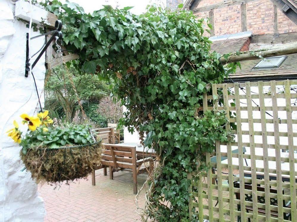 The Talbot Inn Much Wenlock Eksteriør bilde