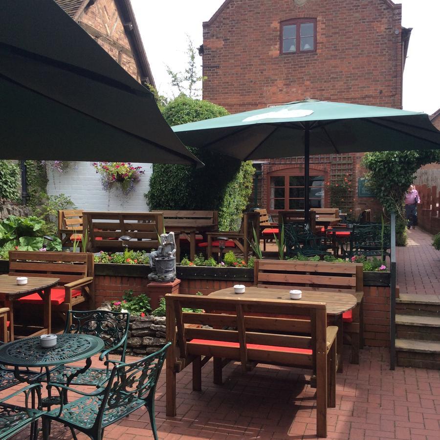 The Talbot Inn Much Wenlock Eksteriør bilde
