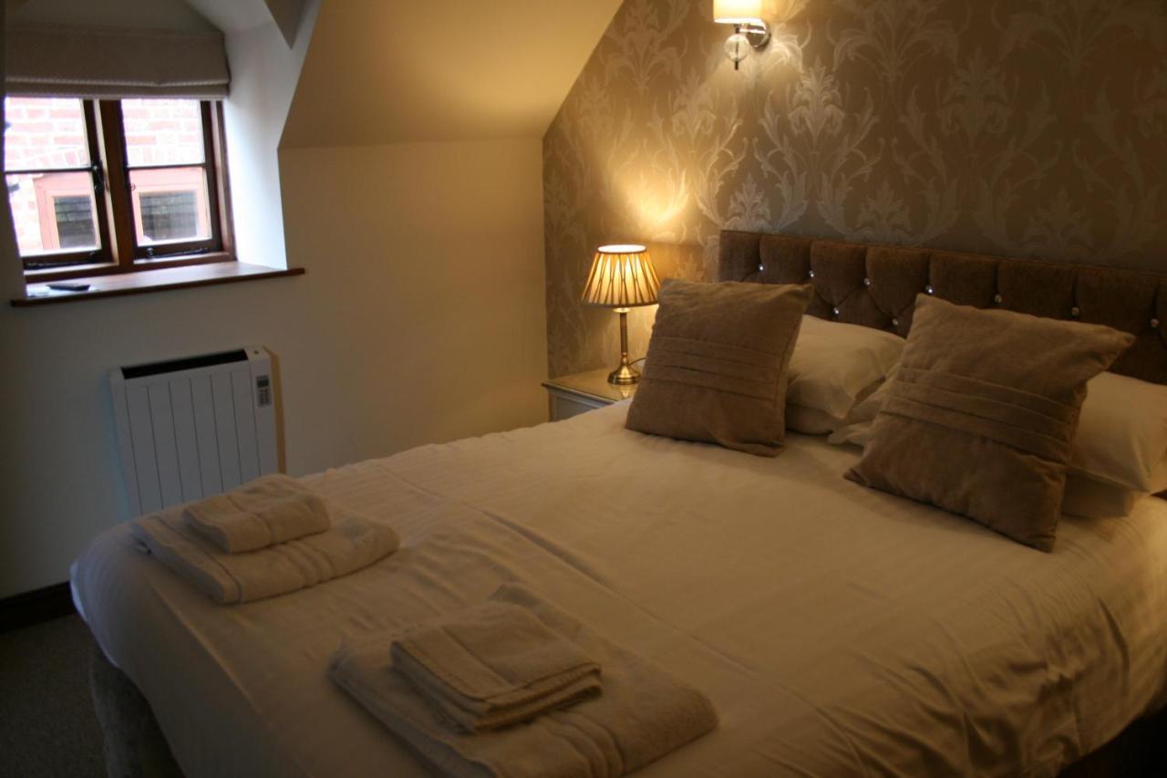 The Talbot Inn Much Wenlock Eksteriør bilde
